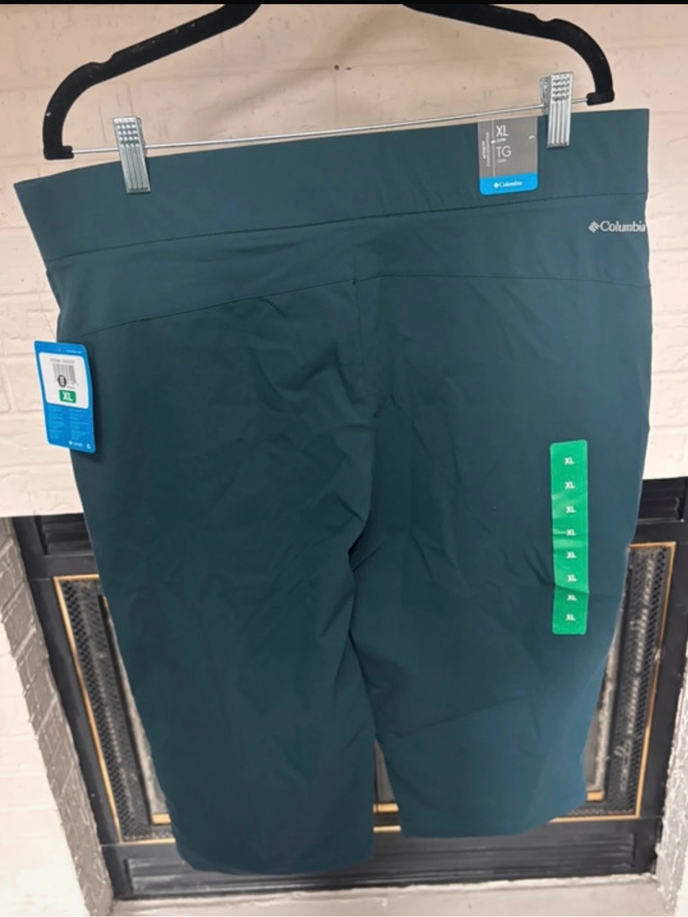 Columbia Women's Teal Green Bermuda Shorts - Picture 2 of 3